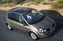 Masser af plads og minimalt brændstofforbrug må være kendetegnet for Renault Scenic 1,5 dCi.