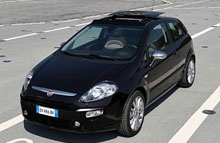 Årets Motor 2010 befinder sig bl.a. i Fiat Punto Evo Open Air.