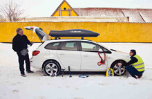 På FDM.dk har FDM har samlet alt, hvad der er værd at vide, når bilen skalpakkes og klargøres til familiens vinterferie.
