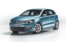 Volkswagen skarpsliber Polo-programmet prismæssigt og højner samtidig udstyret i den populære model.