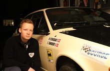 Kristian Flensbak Jørgensen bliver med sine blot 18 år og tre måneder yngste deltager ud af 628 i Rallye Monte-Carlo Historique 2013.