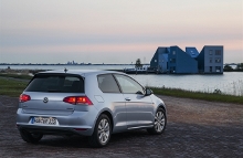 Volkswagen introducerer tredje generation af Golf TDI BlueMotion, der er 15% mere brændstoføkonomisk end forgængeren ved at kunne kører op til 31,3 km/l.