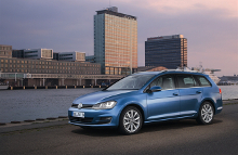 Volkswagen er klar til at udlevere nr. 500.000 af Golf VII blot et år efter markedsintroduktionen.