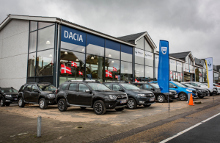 Søndag den 30. april er der Åbent Hus hos Danmarks 47 autoriserede Dacia forhandlere. Her fejres det nemlig, at Dacia fylder fire år.