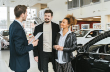 I denne artikel gennemg&aring;r vi tre af de mest anvendte metoder til at f&aring; finansieret en luksusbil, s&aring; du kan vurdere, hvad der passer bedst til din situation.