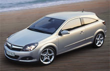 Opel Astra GTC er den hidtil mest dramatiske udgave af design-temaet, som bruges i tredje generations Astra.
