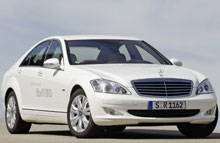 Mercedes-Benz S 400 BlueHYBRID - klarer 12,7 km/l.