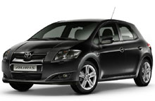 Ved køb af en Toyota Auris er importørens lån billigst, viser miniundersøgelse.