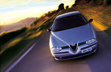 Det går ned ad bakke med det danske bilsalg. I marts 1998 blev der solgt 16.758 - i år var salget nede på 9.041.