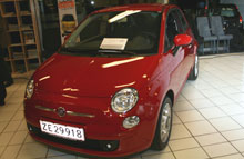 Fiat 500 er en af de små, smarte biler, easyfleet har succes med.