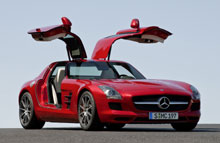 Nu kan alle i hele verden, også Danmark, bestille den ny Mercedes-Benz SLS AMG.