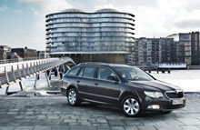 Škoda Superb 1.4 Ambition Combi kan man spare op til 45.000 kr. på at lease.