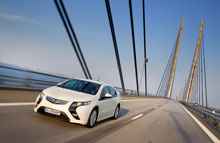 Med dansk registreringsafgift og dansk moms bliver prisen på en Opel Ampera omkring 670.000 kr.