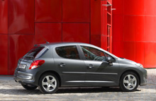 Peugeot 207 kan fås med pakke til en værdi af 26.000 kr. for 9.995 kr.