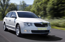 Škoda Superb Combi fås nu som GreenLine, der kører 22,7 km/l.