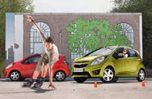 Lave priser og billig forsikring til unge uden anciennitet gav stort salg til Chevrolet Spark.