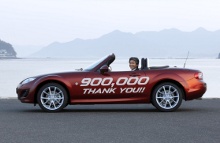 Mazda har rundet 900.000 eksemplarer af MX-5
