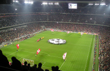 Kig forbi til Åbent Hus hos din Ford forhandler og deltag i konkurrencen om billetter til Champions League-finalen i München.