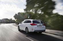 Toyota i Danmark forventer, at andelen af Auris og Auris Touring Sports med hybridmotor stiger yderligere i 2014.