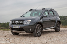 Dacia Duster er den bedst sælgende bil fra Renault koncernen. Siden introduktionen i 2010 er der på verdensplan solgt over 900.000.