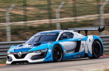 Kevin Magnussen forsøger i en Renault R.S.01 søndag 24. april at slå den eksisterende banerekord for lukkede biler på FDM Jyllandsringen (Foto: FDM)