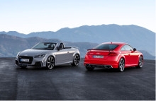 På Beijing Motor Show præsenterer Audi sin Coupé og Roadster for offentligheden for første gang. De kan begge fås i Danmark til efteråret.