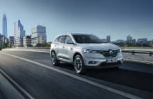  På Beijing motorshow viste Renault sin første D-Segment SUV. En ordentlig moppedreng, der i første omgang lanceres i 80 lande.