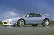 Lotus Esprit anno 2002 til 1,6 million på danske plader.