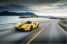 I Fords seneste video i serien Europe’s Greatest Driving Roads (Europas bedste køreveje) ser vi Atlanterhavsvejen i Norge gennem forruden på den nye Ford GT.