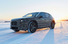 BMW iNEXT testes på snedækkede grusveje, såvel som på tør asfalt og spejlblank is.