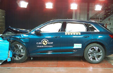 Trods sine 2,5 ton er sikkerheden er i top i elbilen Audi e-tron. (Foto: Euro NCAP)