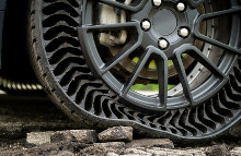 Michelin og GM er på vej med en ny generation af det luftløse, integrerede hjul/dæk til personbiler – Michelin Uptis Prototype.