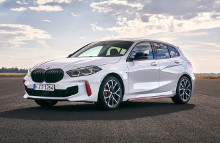 Hjertet i den nye BMW 128ti baserer sig på BMW’s stærkeste, firecylindrede benzinmotor fra BMW M135i xDrive (306 hk). Den klarer spurten fra 0-100 km/t på 6,1 sekunder.
