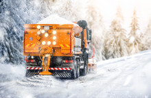 Får Danmark sin anden milde vinter i træk, vil det betyde markant mindre vejsalt på vejene. Og det er gode nyheder for bilejere, vurderer Applus Bilsyn.