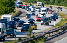 Antallet af trafikdræbte er på 50 år faldet med 85 procent, siden det toppede i 1971 med 1.213 dræbte. Det er selvom, at trafikken i samme periode er fordoblet.