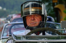 Munkebjerg Hillclimb hilser tilskuere velkomne til Vejle Fjord, hvor mellem 31 og 90 år gamle biler kan nydes af alle i naturen.