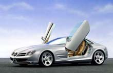 Ved hastigheder over 150 kilometer i timen, skyder en vinge op på bagklappen som hjælper ved nedbremsning.